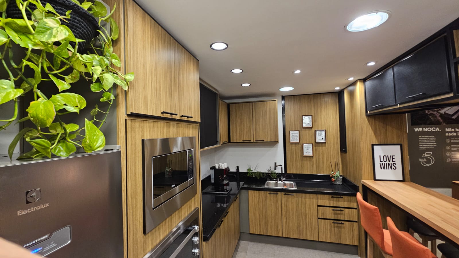 WhatsApp Image 2024-09-27 at 19.53.56.jpeg